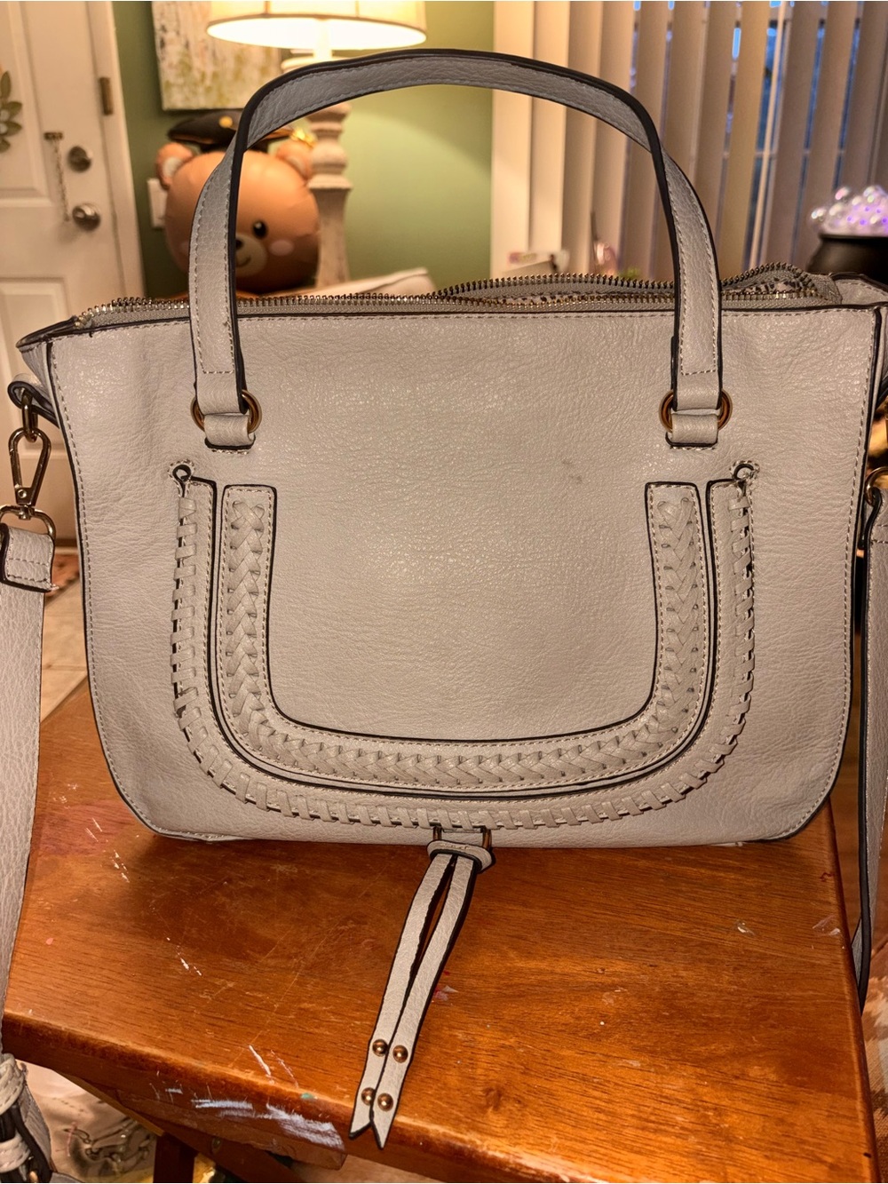 Women's Leather Satchel Handbag in Light Taupe
